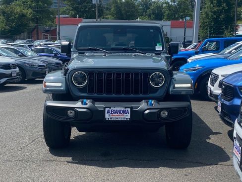 Used 2024 Jeep Wrangler Unlimited w/ Convenience Group image 5