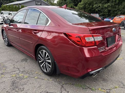 Used 2018 Subaru Legacy 2.5i Premium AWD/4WD image 3