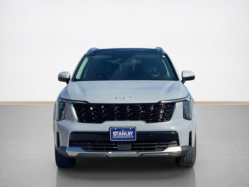 Used 2025 Kia Sorento S w/ Panoramic Sunroof Package AWD/4WD image 2