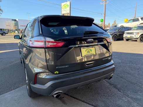 Used 2019 Ford Edge Titanium w/ Equipment Group 301A image 4