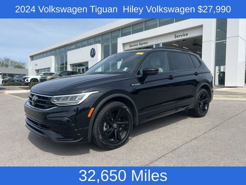 Used 2024 Volkswagen Tiguan SE R-Line image 1