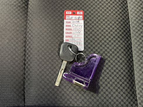 Used 2019 Chevrolet Silverado 1500 LT image 26