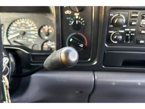 Used 1997 Dodge Ram 2500 Truck ST image 19