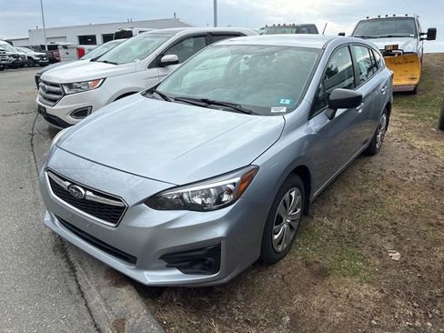 Used 2019 Subaru Impreza 2.0i image 3