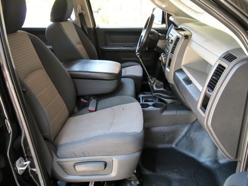 Used 2010 Dodge Ram 3500 Truck ST w/ ST Popular Equipment Group AWD/4WD image 33