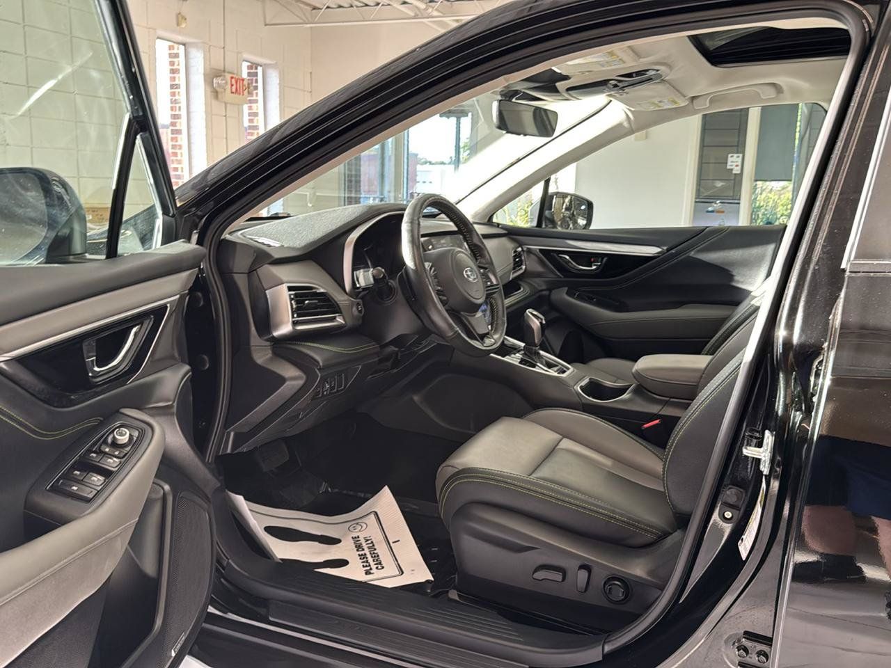 Used 2024 Subaru Outback Onyx Edition AWD/4WD image 7