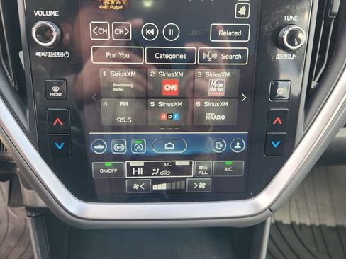 Used 2024 Subaru Crosstrek 2.0i Premium w/ Popular Package #3 image 18