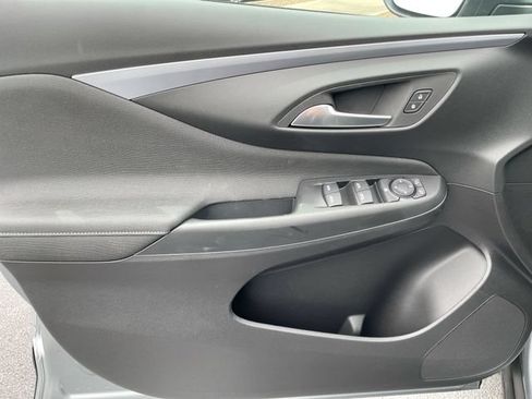 New 2026 Buick Envista Preferred FWD image 10