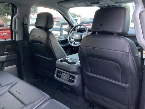 New 2026 Ford F250 Lariat w/ Black Appearance Package image 35