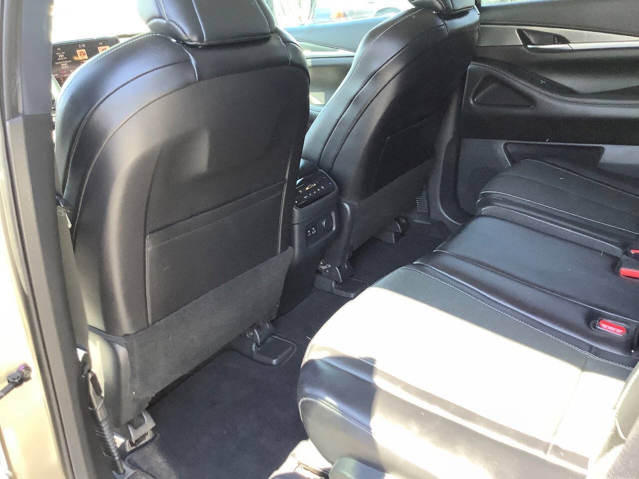 Used 2023 INFINITI QX60 Luxe w/ Cargo Package AWD/4WD image 34