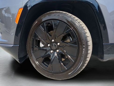 Used 2025 Jeep Wagoneer S Launch Edition image 64