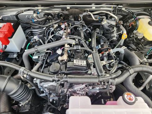 New 2026 Toyota 4Runner TRD Off-Road Premium AWD/4WD image 21