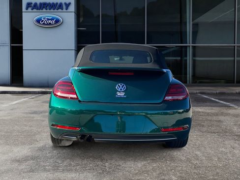 Used 2017 Volkswagen Beetle 1.8T Classic image 5