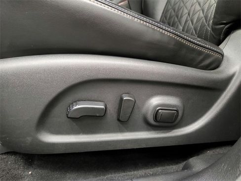 Used 2024 Nissan Murano Platinum w/ Cargo Package image 31