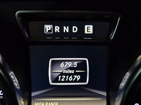 Used 2013 Mercedes-Benz G 550 image 17