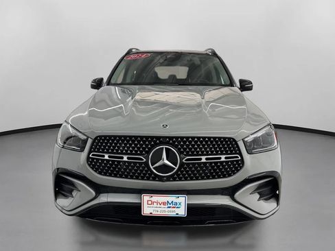 Used 2024 Mercedes-Benz GLE 450 4MATIC image 2
