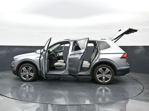 Used 2021 Volkswagen Tiguan S AWD/4WD image 46