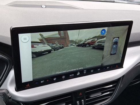 Used 2024 Ford Escape SE w/ PHEV Premium Package image 15