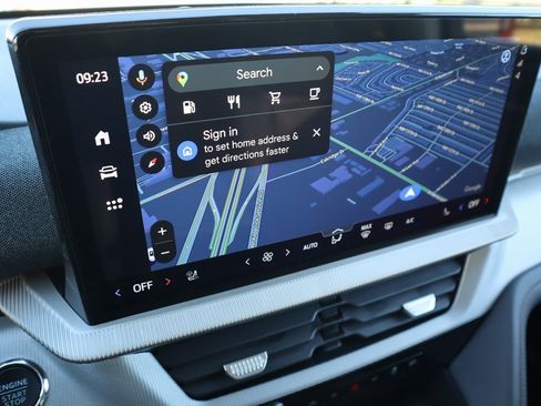 New 2026 Ford Explorer Active w/ Active Comfort Package image 6