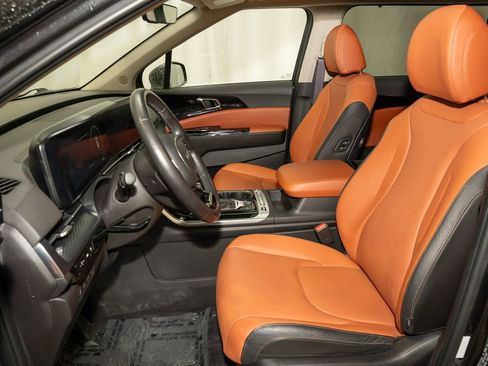 Certified 2024 Kia Carnival SX Prestige image 12