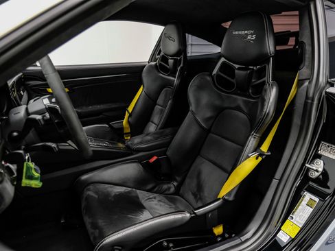 Used 2018 Porsche 911 GT2 RS w/ Weissach Package RWD image 48