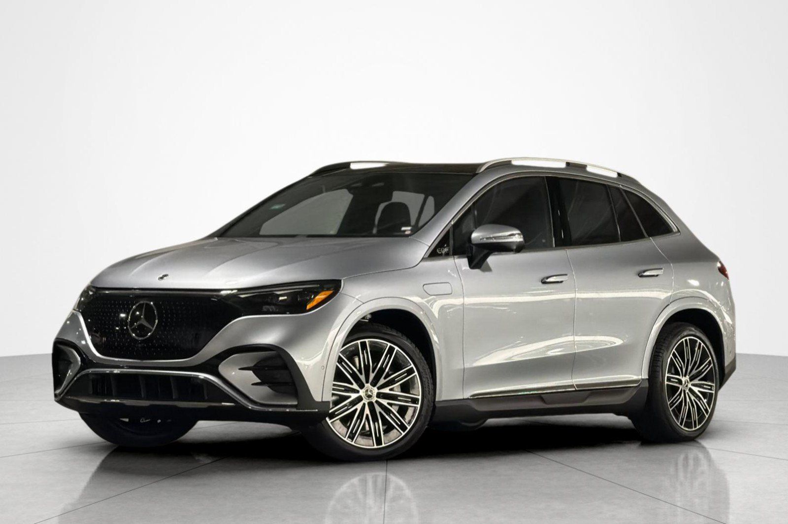 New 2027 Mercedes-Benz EQE 320 4MATIC SUV image 1