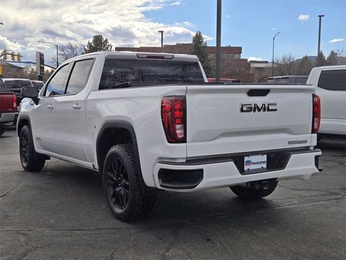 Used 2021 GMC Sierra 1500 Elevation w/ LPO, Elevation Black Package image 4