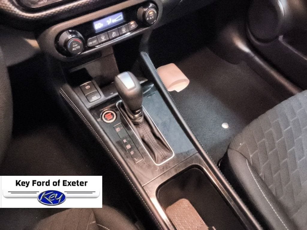 Used 2021 Nissan Kicks SV FWD image 31
