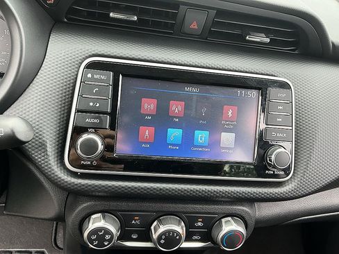 Certified 2025 Nissan Kicks Play S FWD image 17