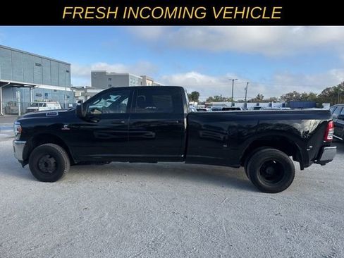 Used 2023 RAM 3500 Tradesman w/ Chrome Appearance Group image 6
