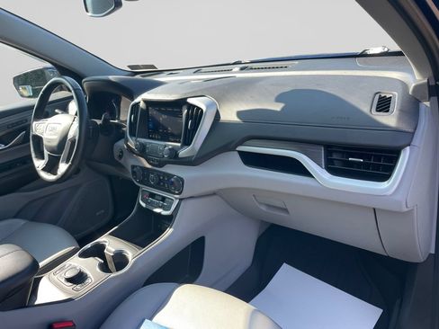 Certified 2023 GMC Terrain SLT w/ Infotainment Package II AWD/4WD image 10