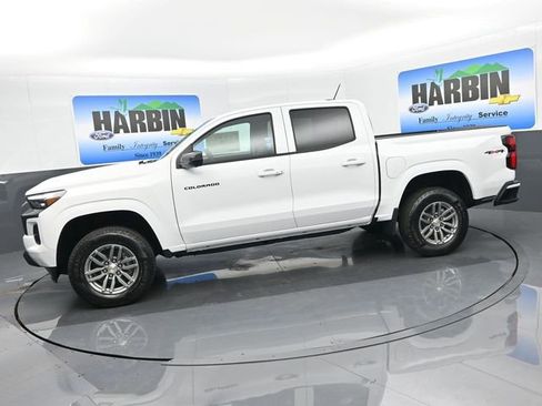 New 2026 Chevrolet Colorado LT w/ LT Convenience Package image 2