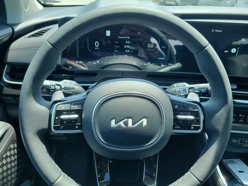 New 2026 Kia Carnival SX Prestige FWD image 23