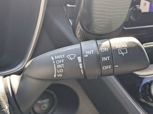 Used 2024 Toyota Corolla Cross AWD Hybrid w/ Convenience Package image 29