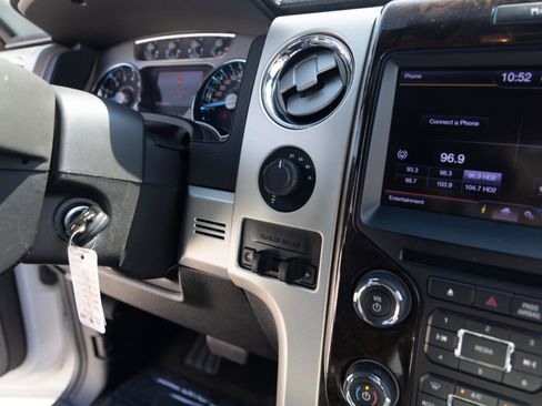 Used 2013 Ford F150 Platinum AWD/4WD image 26