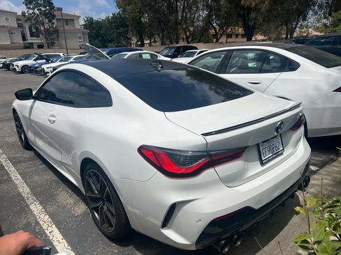 Used 2022 BMW M440i Coupe RWD image 4