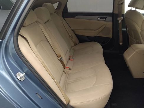 Used 2017 Hyundai Sonata SE image 19