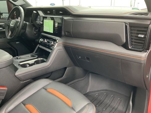Used 2025 GMC Sierra 2500 AT4 w/ AT4 Premium Plus Package AWD/4WD image 73