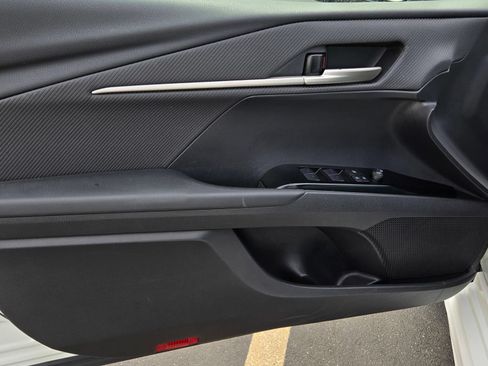 Certified 2025 Toyota Camry SE FWD image 8