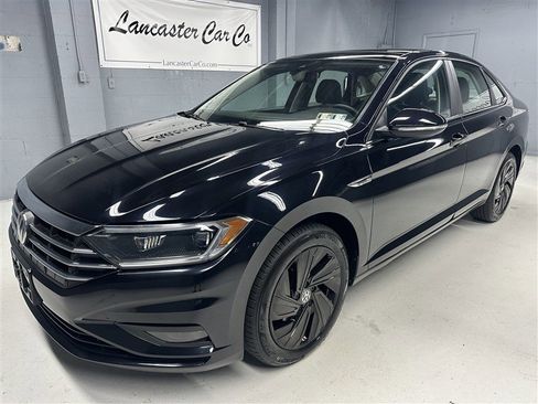 Used 2019 Volkswagen Jetta SEL Premium FWD image 1