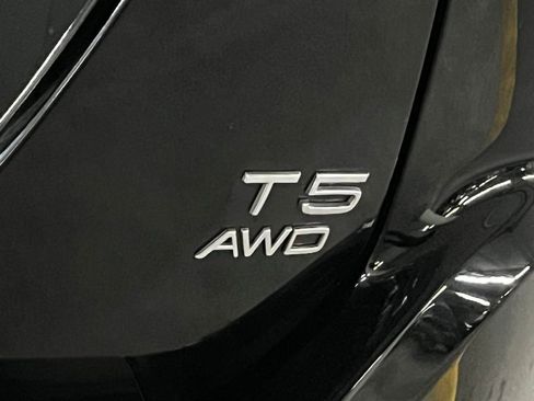 Used 2016 Volvo XC60 T5 Premier image 32