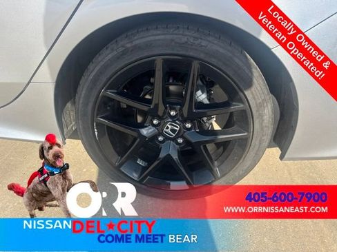 Used 2025 Honda Civic Sport image 9