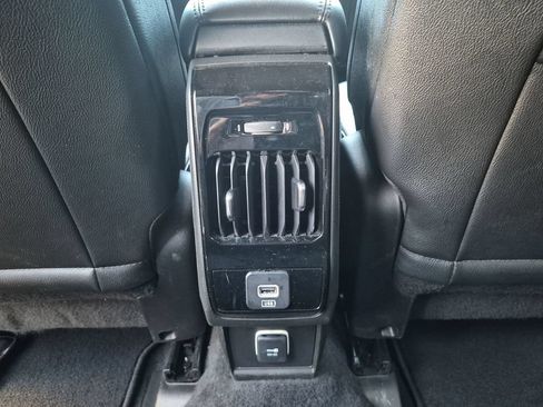 Used 2025 Jeep Compass Latitude AWD/4WD image 36
