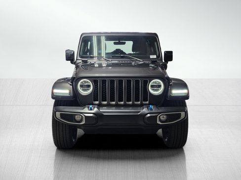 Used 2022 Jeep Wrangler Unlimited Sahara AWD/4WD image 2