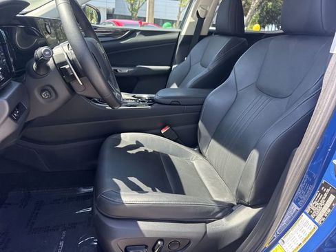 Used 2022 Lexus NX 250 FWD w/ Accessory Package 2 image 11