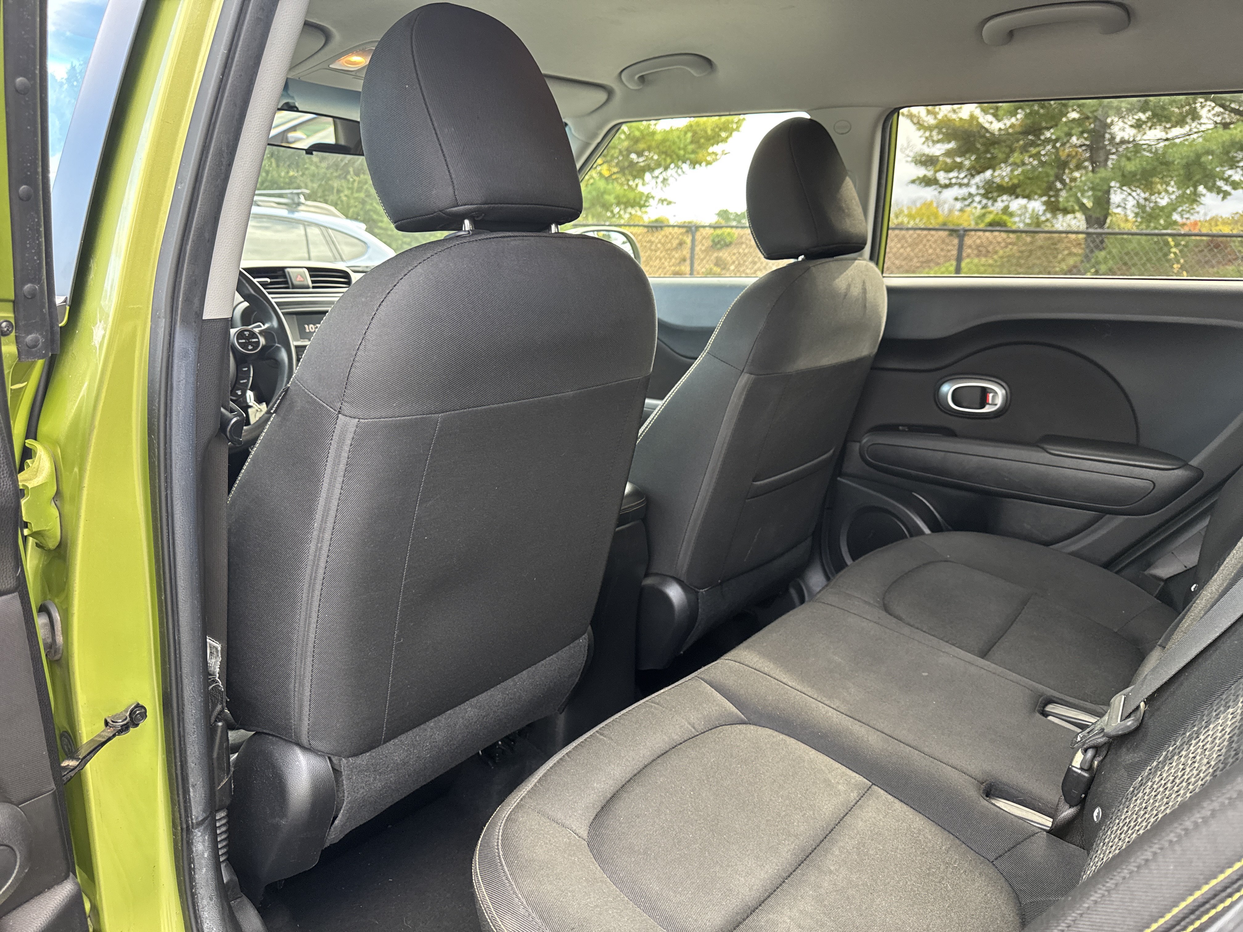 Used 2016 Kia Soul + FWD image 20
