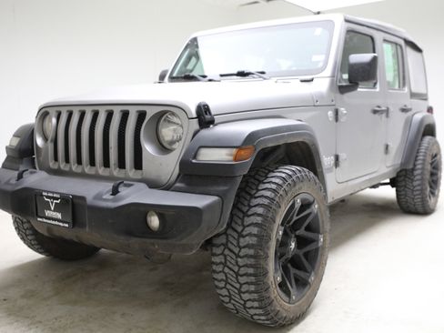 Used 2020 Jeep Wrangler Unlimited Sport AWD/4WD image 1