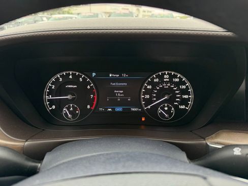 Used 2021 Genesis G90 3.3T Premium RWD image 17
