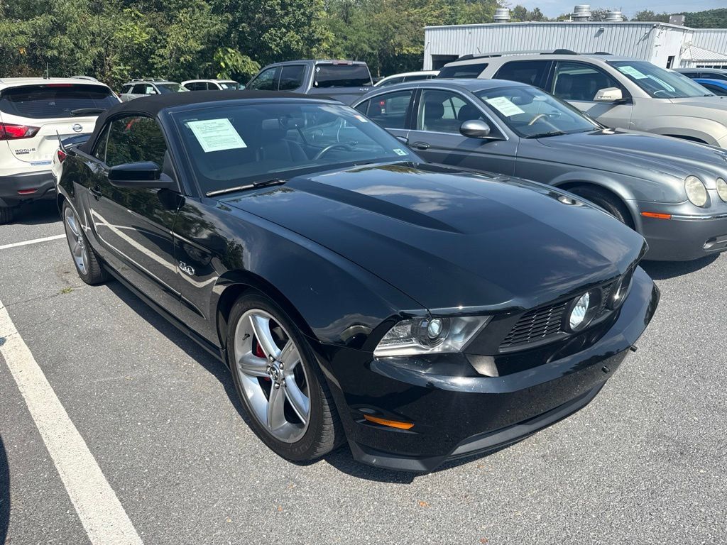 Used 2012 Ford Mustang GT Premium w/ Electronics Pkg RWD image 1