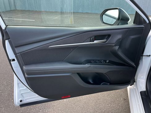 Used 2025 Toyota Camry LE image 20